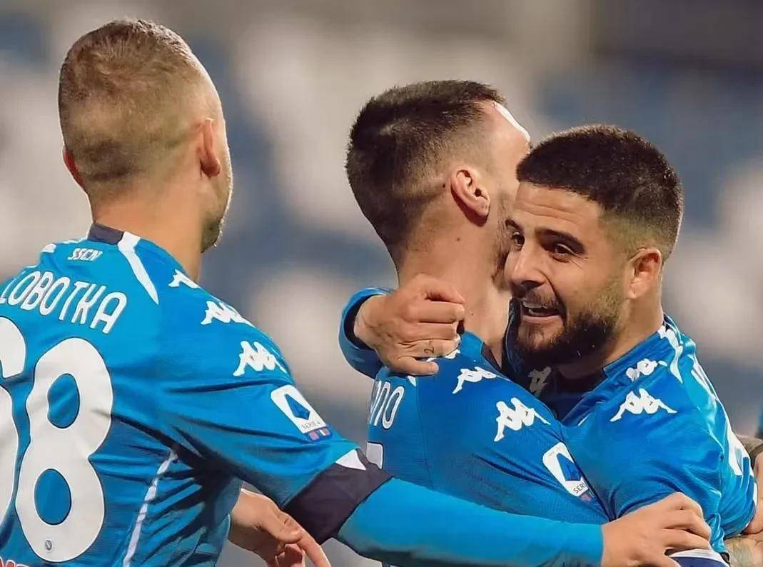 必一运动-AC米兰客场取胜，积分追赶领头羊(ac米兰晋级)  第1张