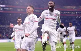 必一运动-洛里恩对阵弗赖堡，谁能笑到最后？的简单介绍  第1张