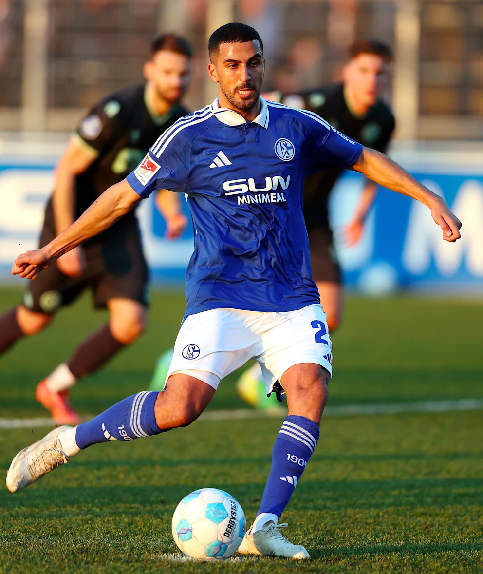 必一登录入口-沙尔克备战客场比赛,决心夺取胜利 第1张 必一登录入口-沙尔克备战客场比赛,决心夺取胜利 第1张