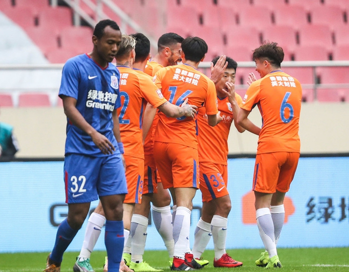 必一体育官方网站-鲁能队士气高涨，全力备战下轮联赛争夺积分的简单介绍  第2张